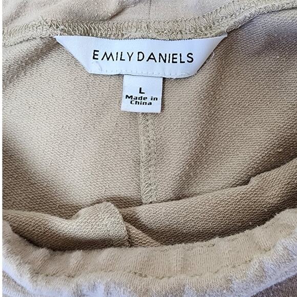Emily Daniels Pull On Straight leg Tan Pants Women's Large - Picture 5 of 10